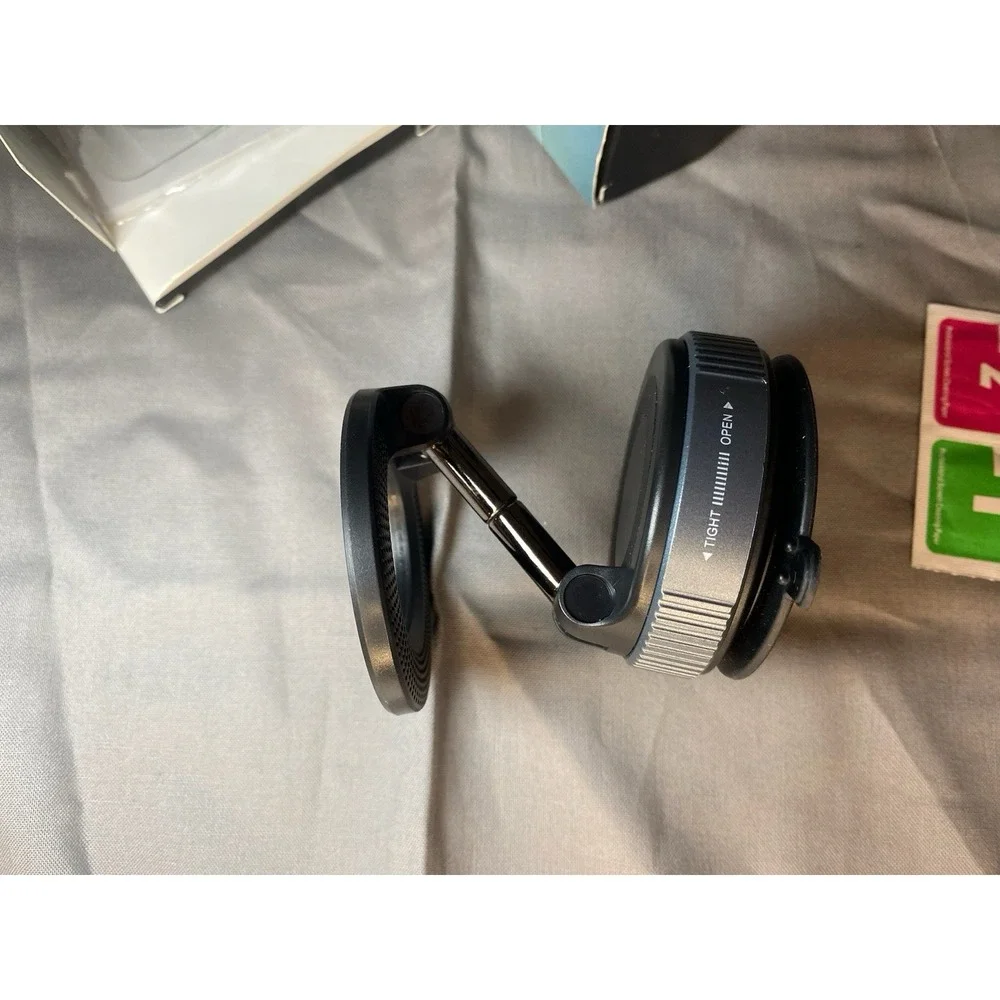 1 Universal Vacuum Absorption Magnetic Mobile Phone Suction Bracket Black K007